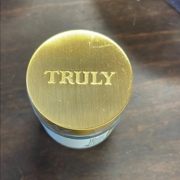 TRULY Coco Cloud After Shave Moisturizer New - Picture 3 of 8